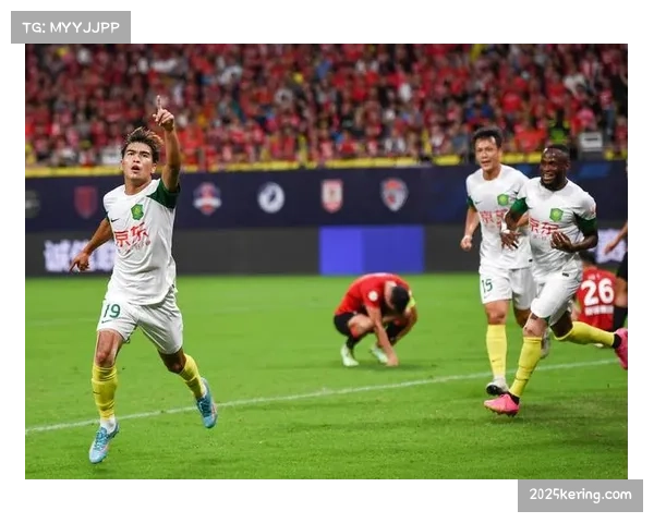 阵容深度决定多线作战：海港上赛季使用32名球员，轮换哲学见效